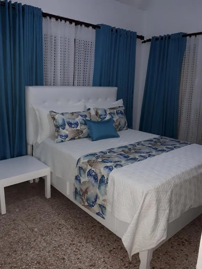 B&M Setup Hotels Los Mameyes