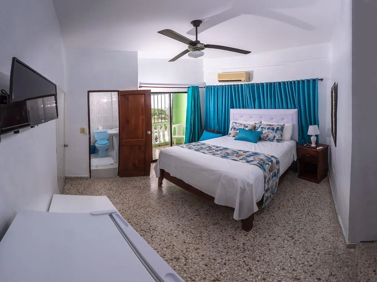 B&M Setup Hotels Los Mameyes