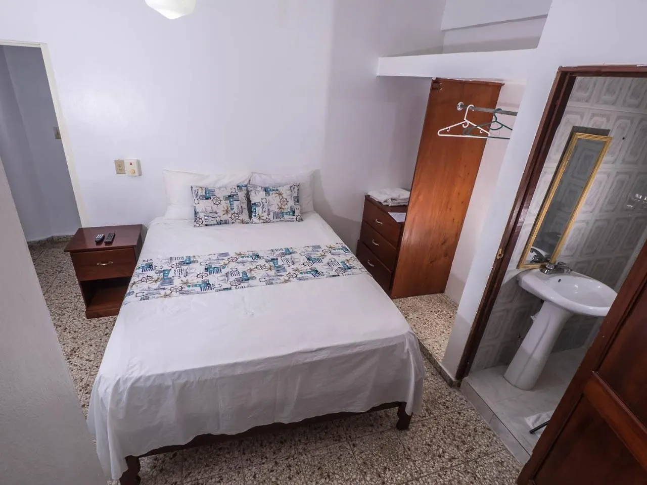 B&M Setup Hotels Los Mameyes  República Dominicana